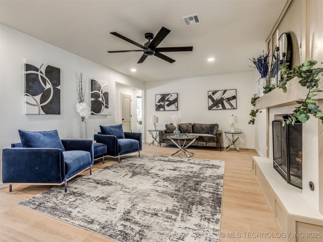 4812 Clearview Drive, Bartlesville, OK 74006