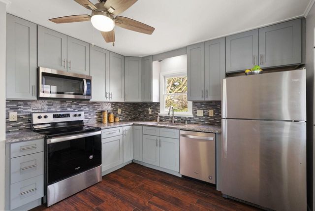 7234 Maywood Avenue, Middleton, WI 53562