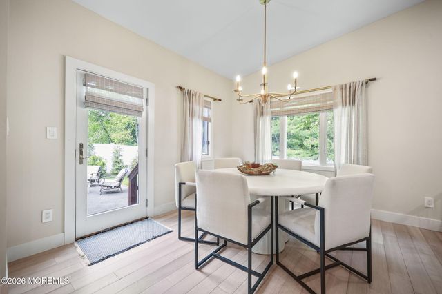 216 Parkview Terrace, Lincroft, NJ 07738