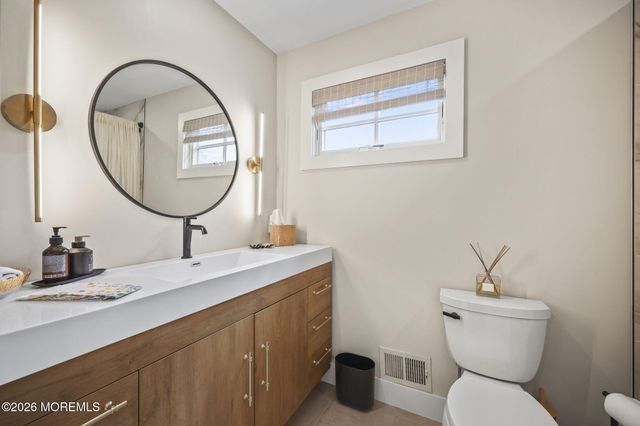 216 Parkview Terrace, Lincroft, NJ 07738