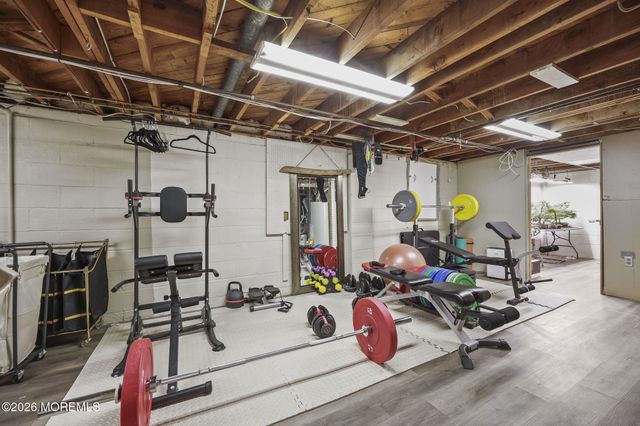 216 Parkview Terrace, Lincroft, NJ 07738