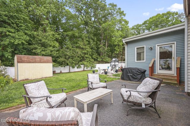 216 Parkview Terrace, Lincroft, NJ 07738
