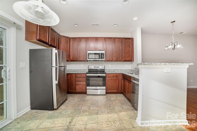 11033 Ardglass Court, Charlotte, NC 28213