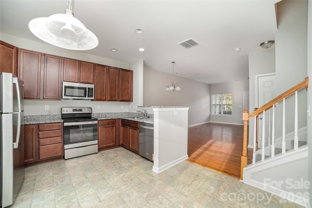 11033 Ardglass Court, Charlotte, NC 28213