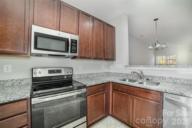 11033 Ardglass Court, Charlotte, NC 28213