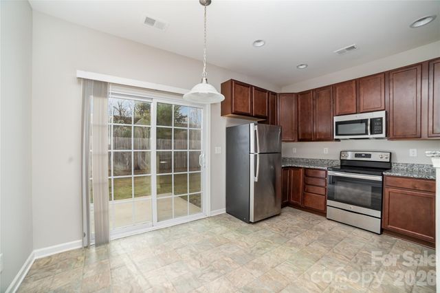 11033 Ardglass Court, Charlotte, NC 28213