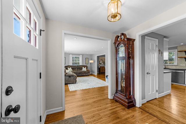 60 PINE VALLEY RD, Cherry Hill, NJ 08034