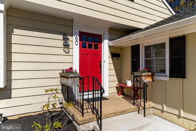 60 PINE VALLEY RD, Cherry Hill, NJ 08034