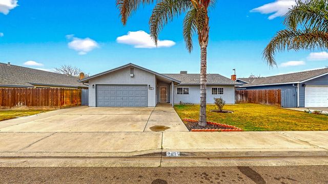 2405 NE Bucknell St, Turlock, CA 95382