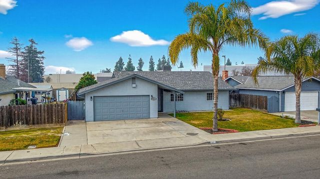 2405 NE Bucknell St, Turlock, CA 95382