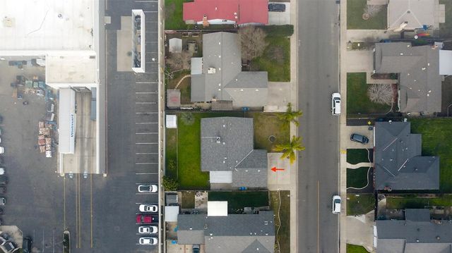 2405 NE Bucknell St, Turlock, CA 95382