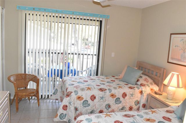 2706 72ND STREET W 2706, Bradenton, FL 34209