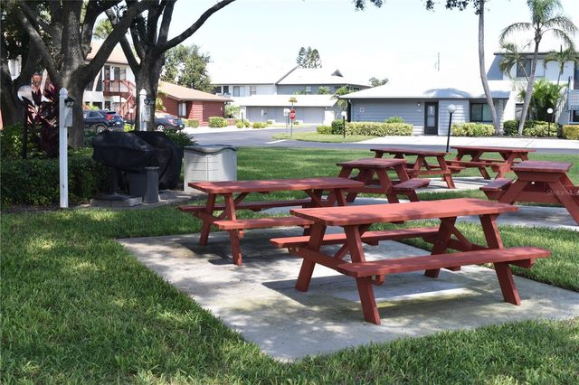 2706 72ND STREET W 2706, Bradenton, FL 34209