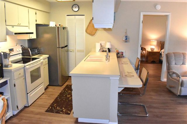 2706 72ND STREET W 2706, Bradenton, FL 34209