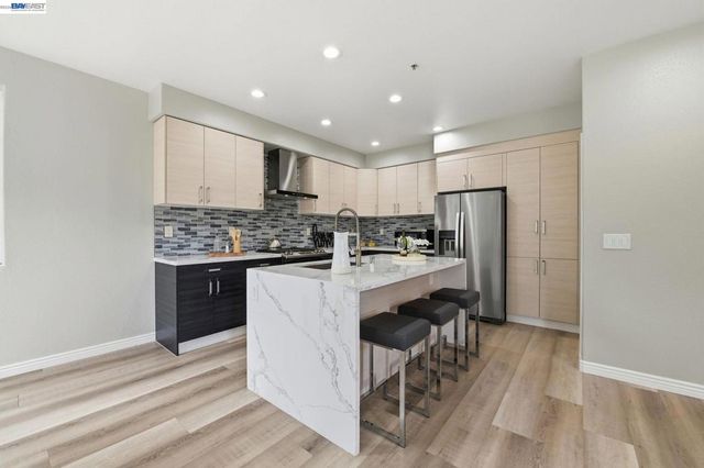 32501 Carmel Way, Union City, CA 94587