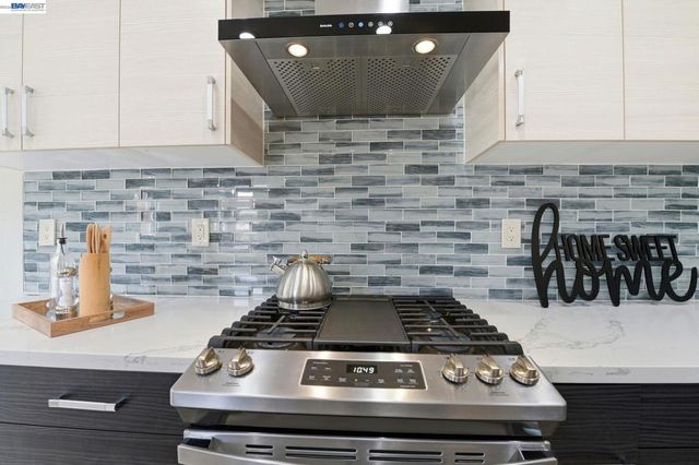 32501 Carmel Way, Union City, CA 94587