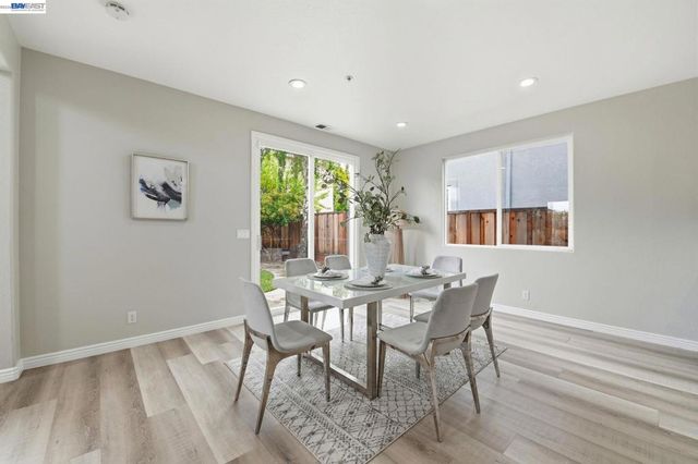 32501 Carmel Way, Union City, CA 94587
