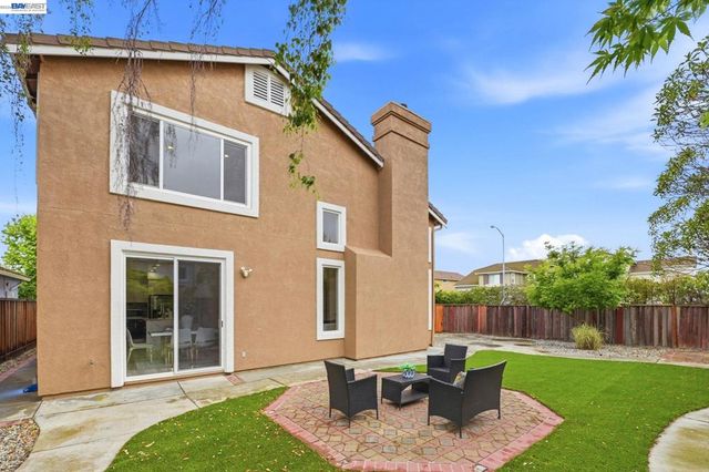 32501 Carmel Way, Union City, CA 94587