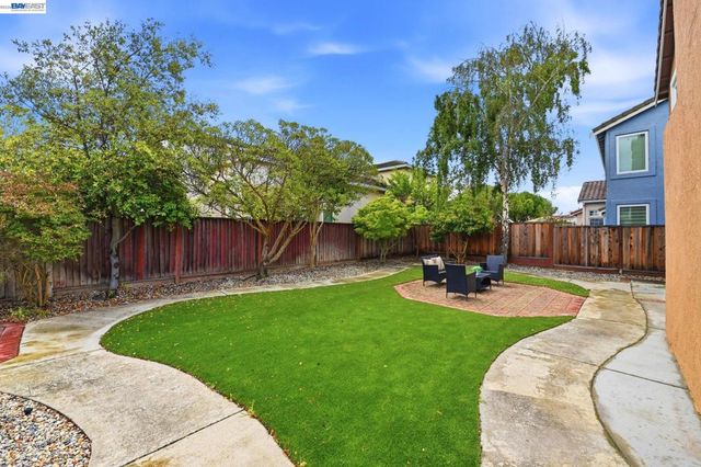 32501 Carmel Way, Union City, CA 94587