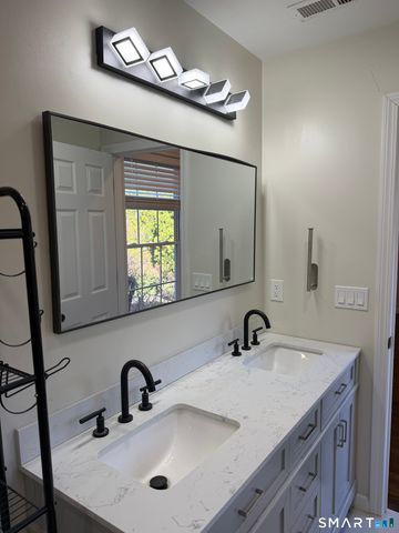 226 Scott Street, Naugatuck, CT 06770