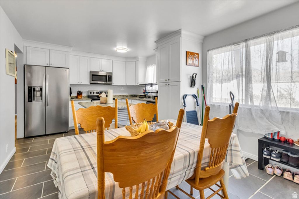 Image 4 of property listing at 369 E 500 N, American Fork, UT 84003