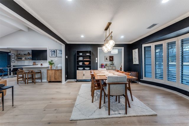 6824 Winterwood Lane, Dallas, TX 75248