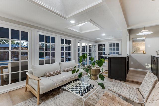 6824 Winterwood Lane, Dallas, TX 75248