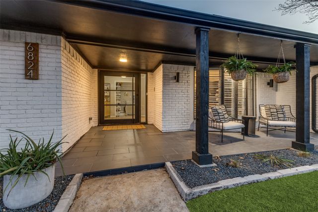 6824 Winterwood Lane, Dallas, TX 75248