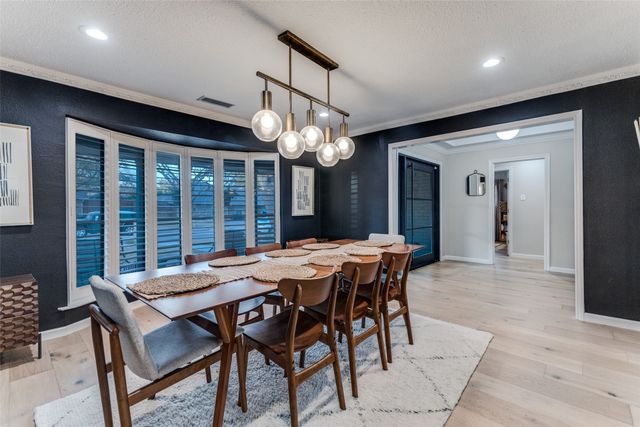 6824 Winterwood Lane, Dallas, TX 75248