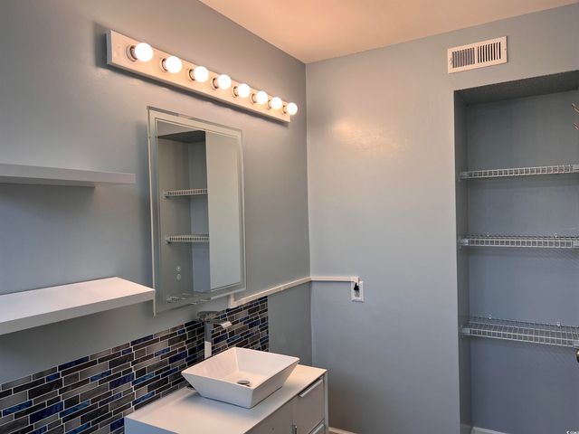 2258 Huntingdon Dr Apt E, Surfside Beach, SC 29575