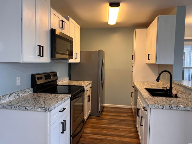 2258 Huntingdon Dr Apt E, Surfside Beach, SC 29575