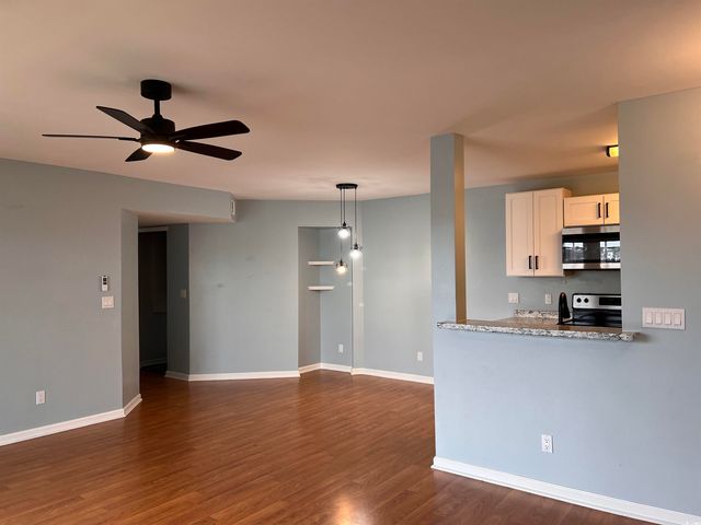 2258 Huntingdon Dr Apt E, Surfside Beach, SC 29575