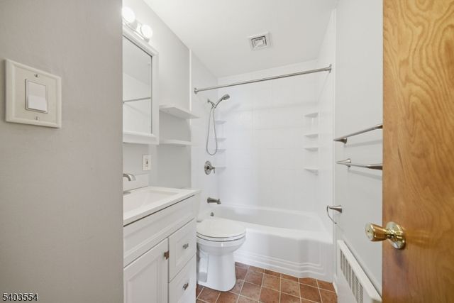 52 Broadway, Clark Twp., NJ 07066