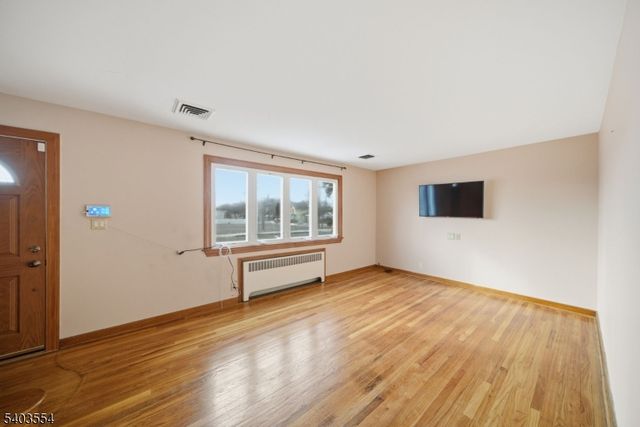 52 Broadway, Clark Twp., NJ 07066