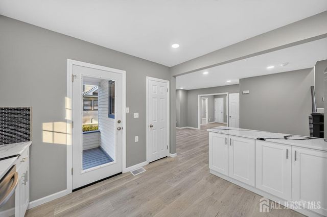 184 Green Street, Woodbridge Proper, NJ 07095