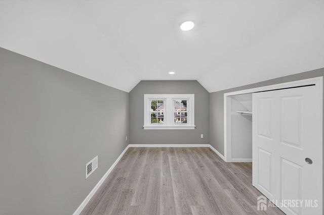 184 Green Street, Woodbridge Proper, NJ 07095