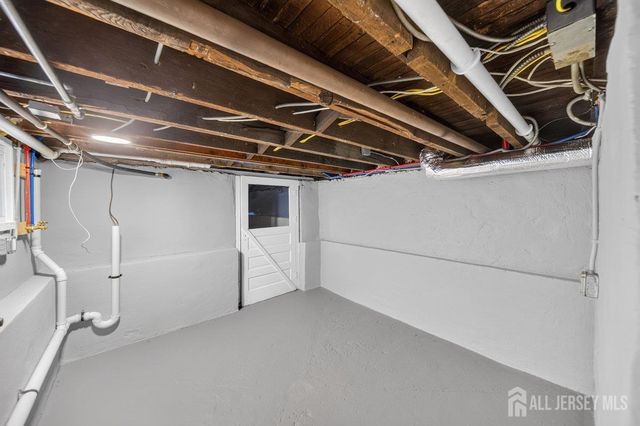 184 Green Street, Woodbridge Proper, NJ 07095