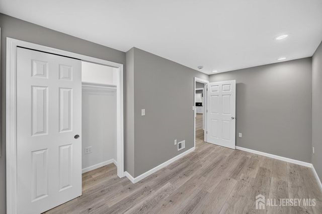184 Green Street, Woodbridge Proper, NJ 07095