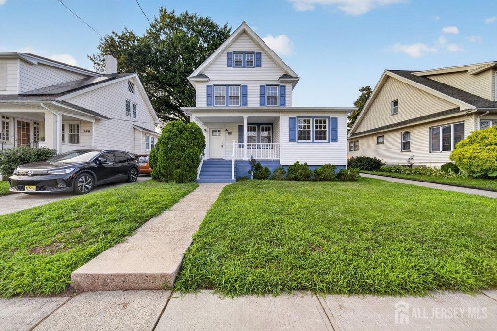 184 Green Street, Woodbridge Proper, NJ 07095