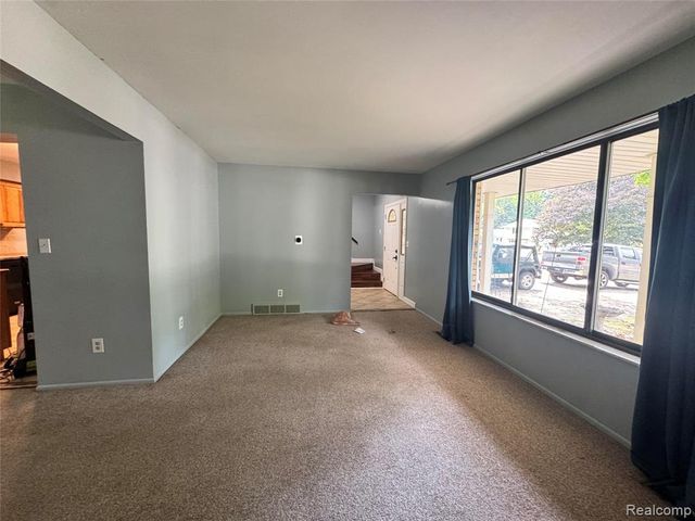 13305 Crane Ridge Drive, Fenton, MI 48430