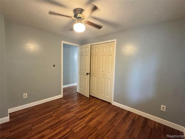 13305 Crane Ridge Drive, Fenton, MI 48430