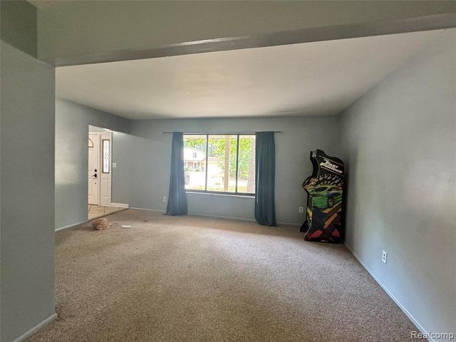 13305 Crane Ridge Drive, Fenton, MI 48430