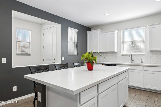 8520 E OSAGE Avenue, Mesa, AZ 85212