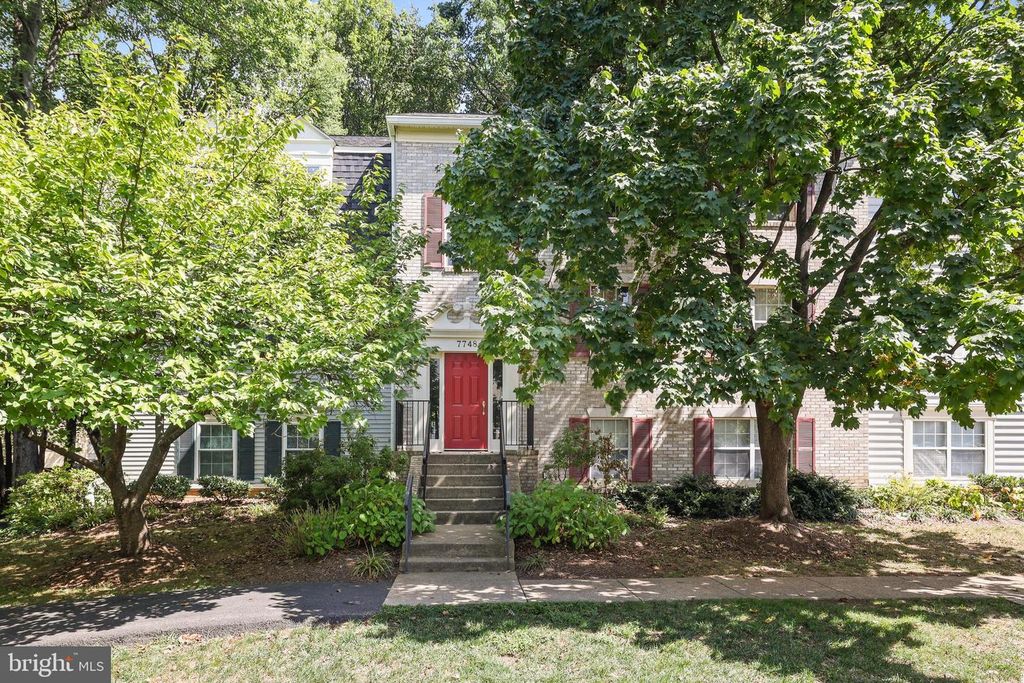 7748 NEW PROVIDENCE DR #85, Falls Church, VA 22042