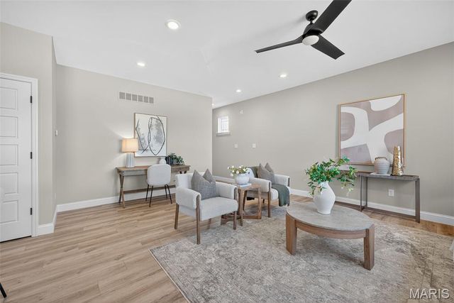 41 Pheasant Ring Drive, St Peters, MO 63376