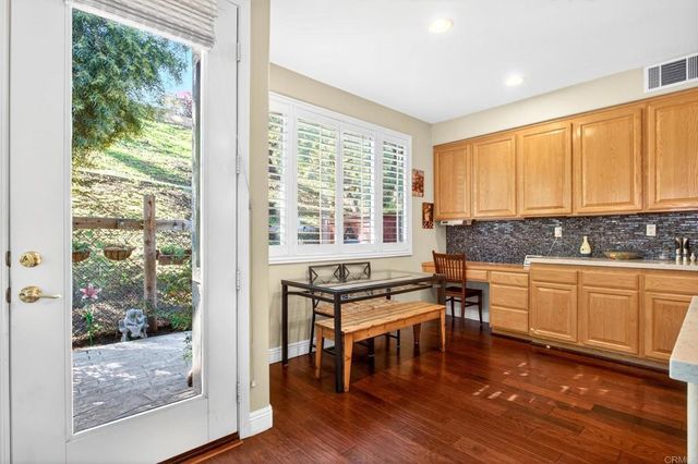 5531 Foxtail Loop, Carlsbad, CA 92010