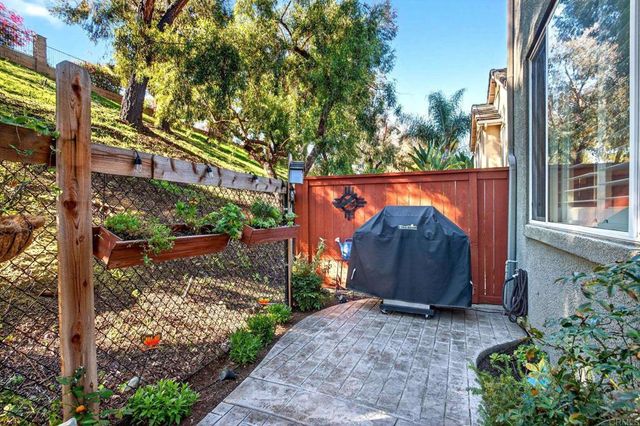 5531 Foxtail Loop, Carlsbad, CA 92010