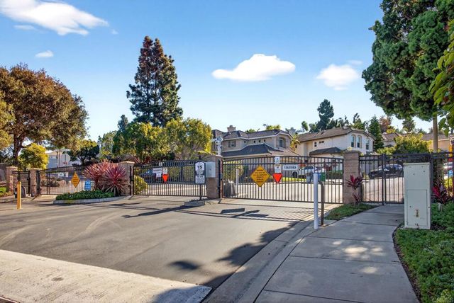 5531 Foxtail Loop, Carlsbad, CA 92010