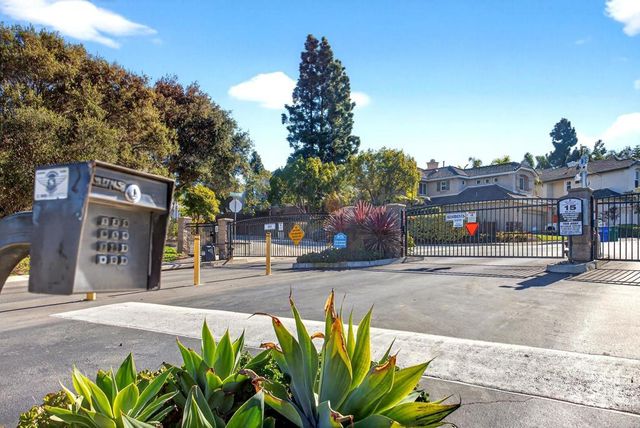 5531 Foxtail Loop, Carlsbad, CA 92010