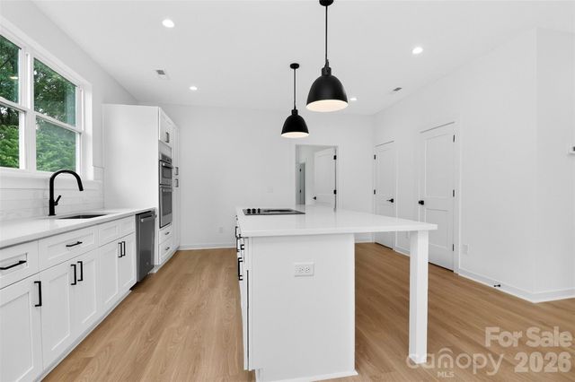 2716 Baltimore Avenue, Charlotte, NC 28203